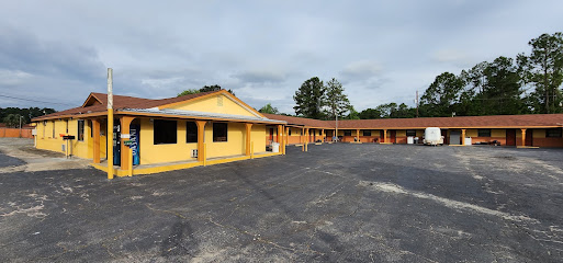 A-One Motel & Apartments — photo 1