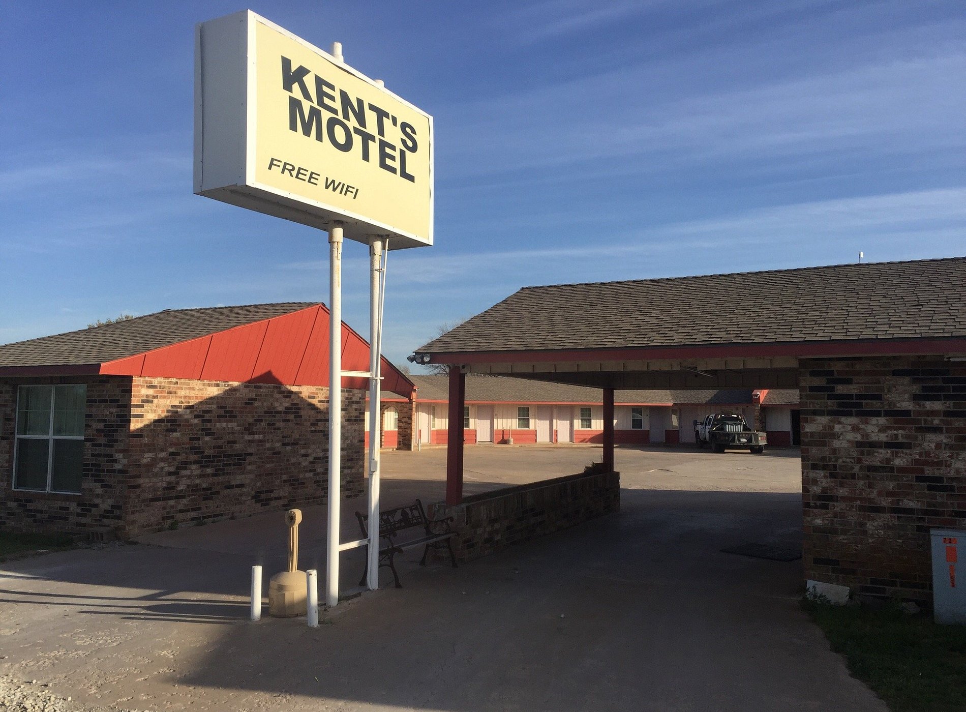 Kent's Motel — photo 1