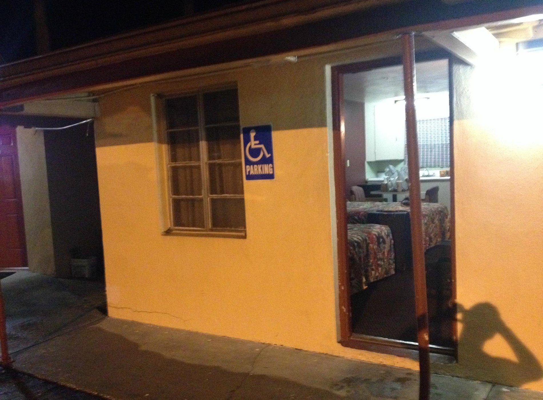 Palm City Motel — photo 1
