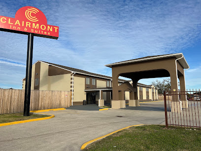 Clairmont Inn & Suites — photo 1
