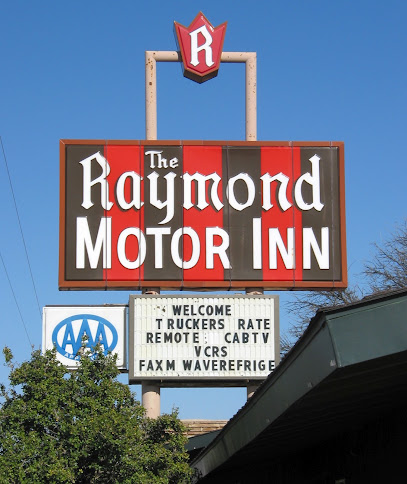 Raymond Motor Inn — photo 1