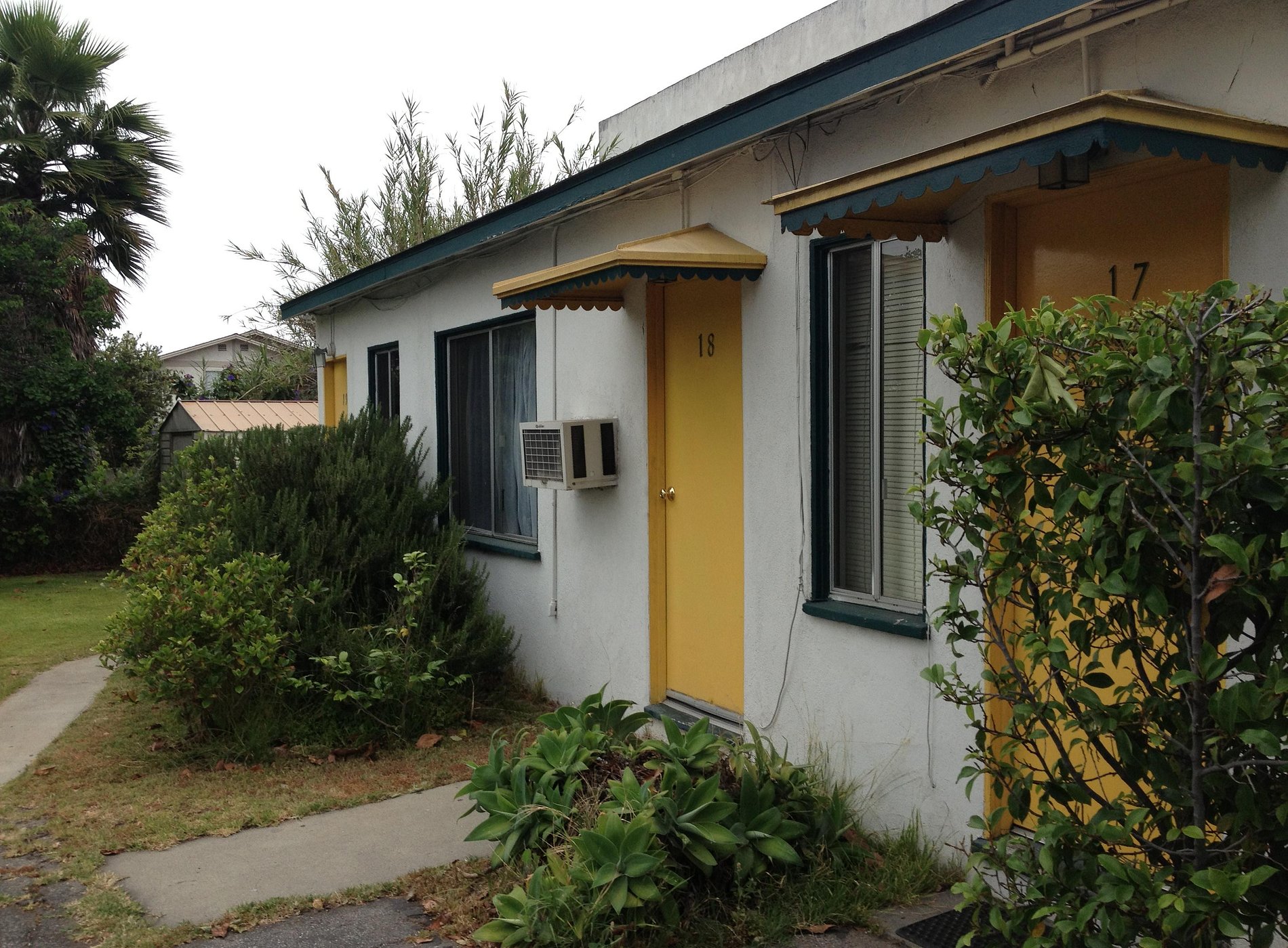 Bestall Inn — photo 1