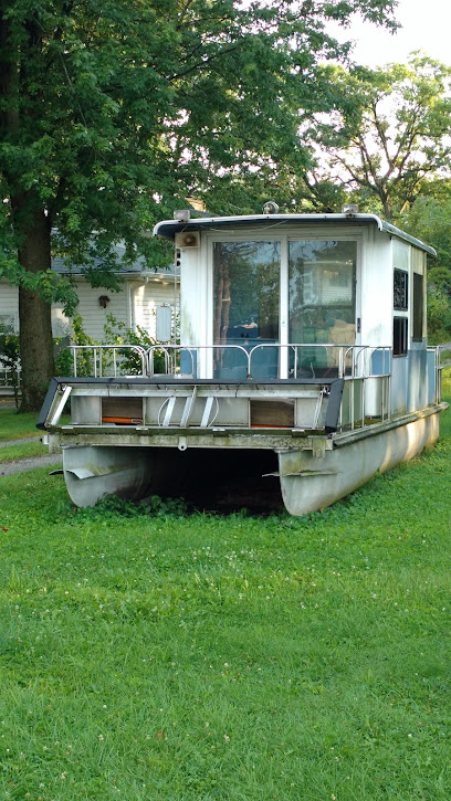 Riviera Complex — photo 1