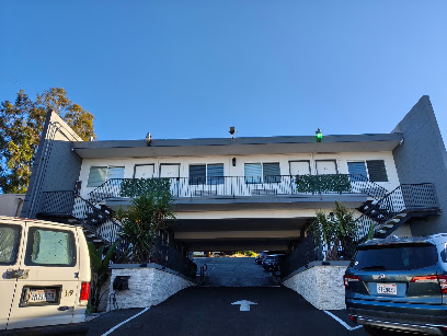 Belmont Palms — photo 1