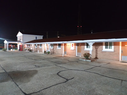 Esquire Inn-Evansville — photo 1