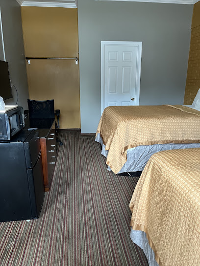 Lakeside Inn — photo 1