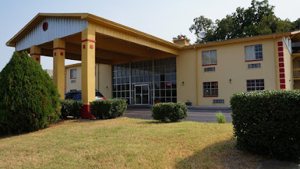 Travelers Inn-Sherman — photo 1