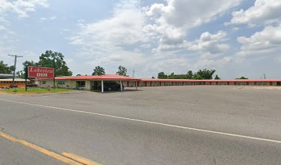 Lakeview Inn & Suites — photo 1