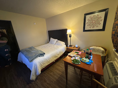 Regency 7 Rogers — photo 1