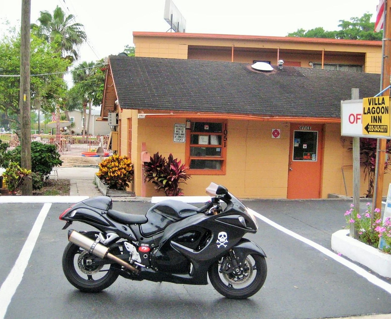 Villa Lagoon Inn — photo 1