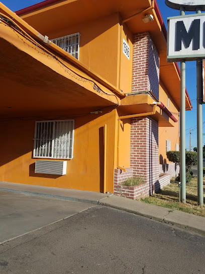 Alhambra Motel — photo 1