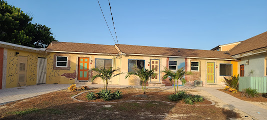Sandgate Oceanfront Motel — photo 1
