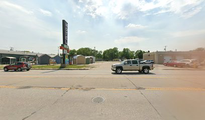 Ideal Inn & Suites — photo 1