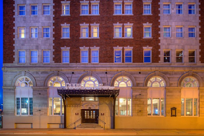 Utica Hotel — photo 1